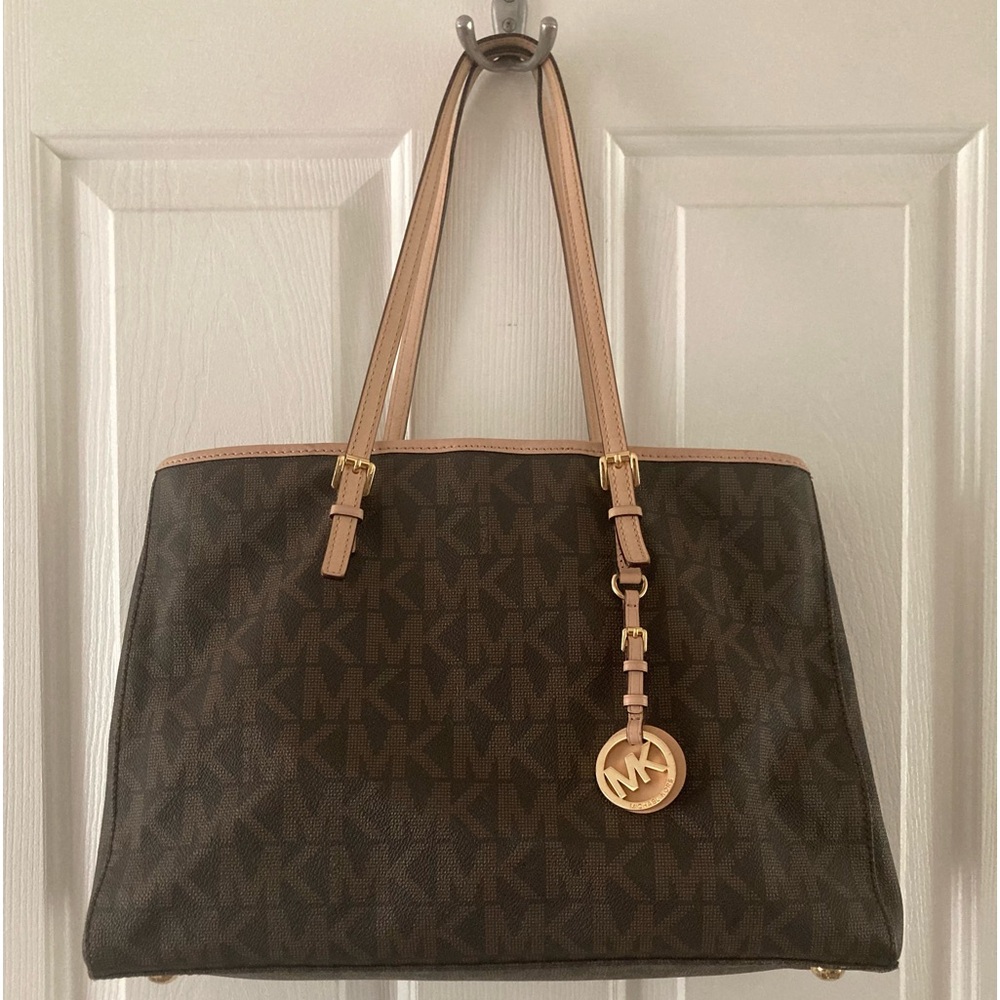 Michael Kors Jet Set Signature Large Tote